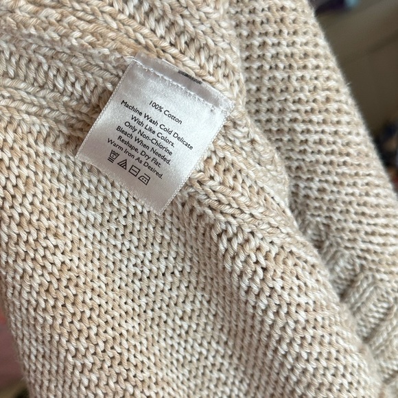 Eddie Bauer Beige Cream one button knit cardigan - Picture 4 of 6